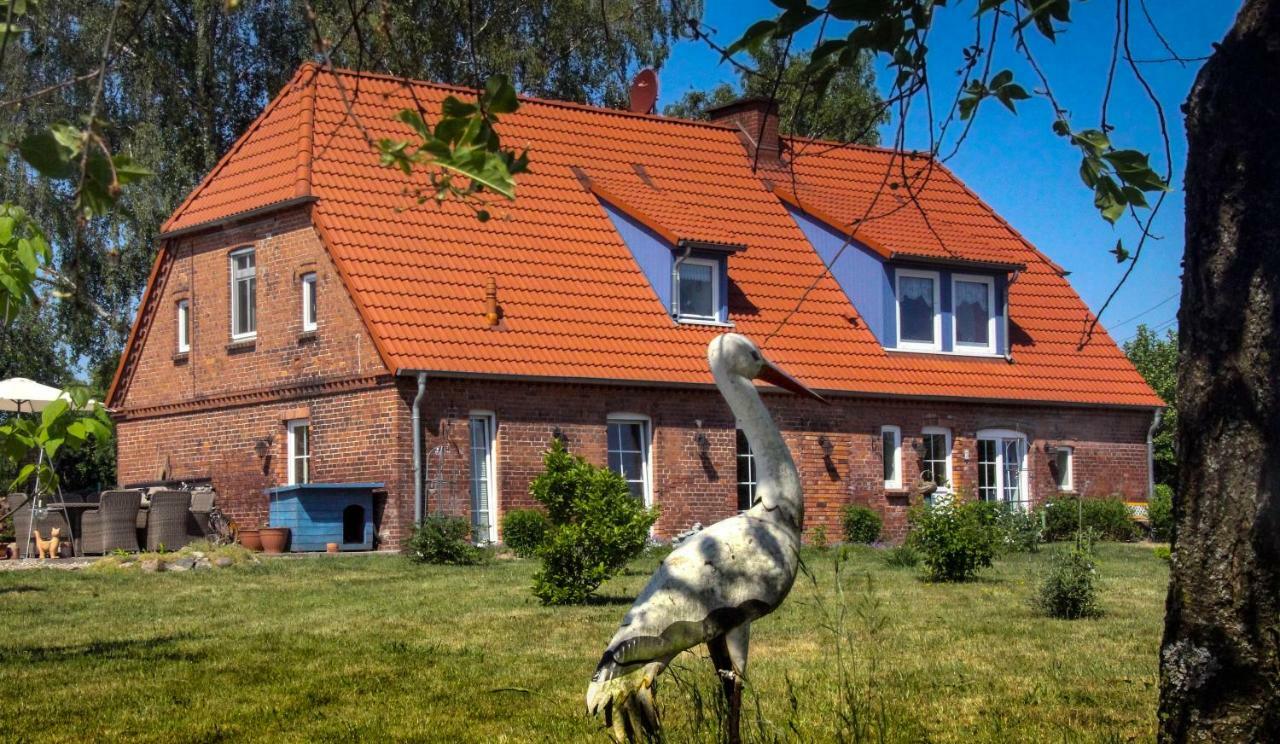 Ferienwohnung Thien Gross Niendorf  エクステリア 写真