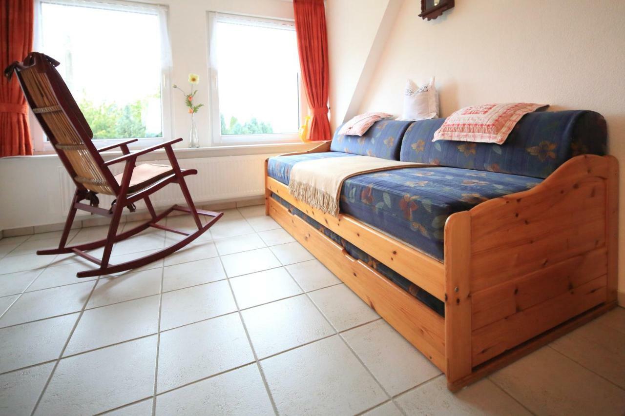 Ferienwohnung Thien Gross Niendorf  エクステリア 写真